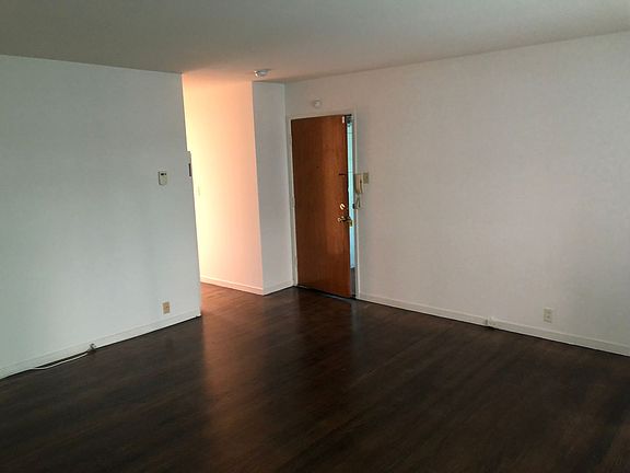 2nd image of 1845 Clay St #18453