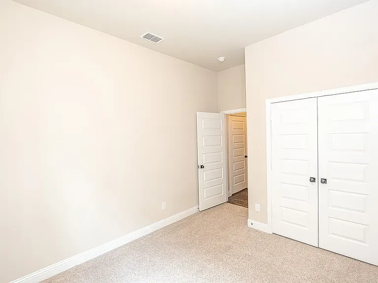 216 Nathan Dr — Photo 14