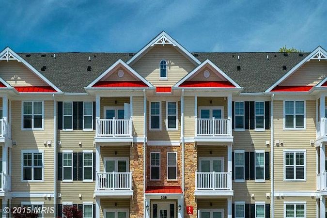 1st image of 309 Maple Tree Dr APT 1J