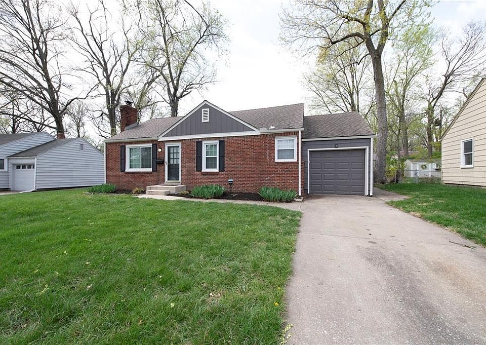 5136 Rosewood Dr, Roeland Park, KS 66205 | Zillow