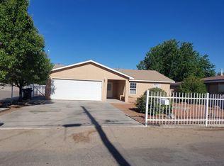 928 Perez Rd SW, Albuquerque, NM 87105