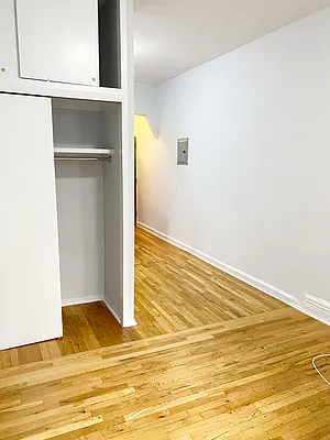 Rented by Waverly Realty Associates | media 25