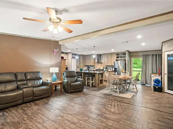 3270 County Road 2285, Cleveland, TX 77327