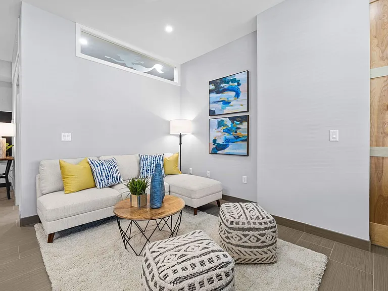 3611 Colley Ave — Photo 4