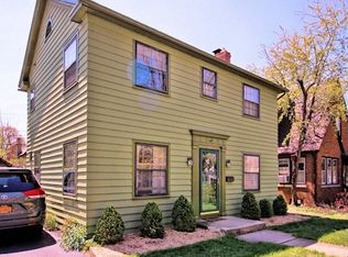 336 Sunset Ave, Aurora, IL 60506