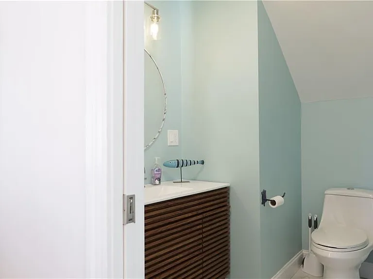 299 Prospect Ave — Photo 9