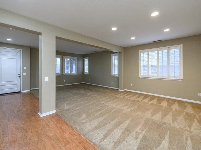 14443 Gannet St — Photo 9