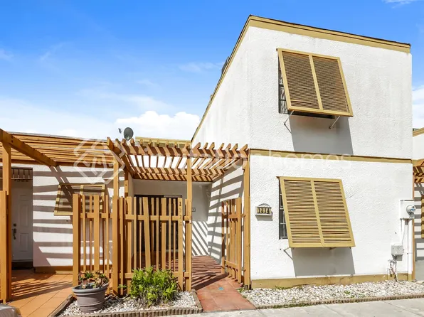 1314 SW 131st Place Cir E, Miami, FL 33184