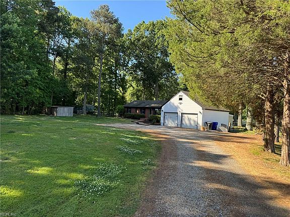 4th image of 2013 Mill Landing Rd