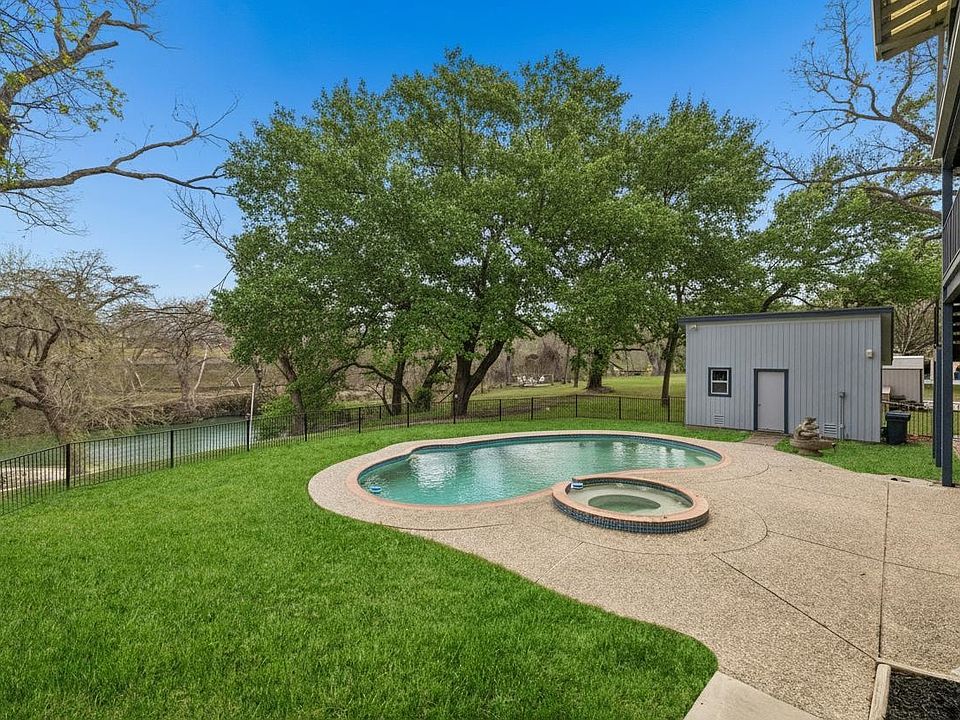 1st image of 54 S Hampton Drive