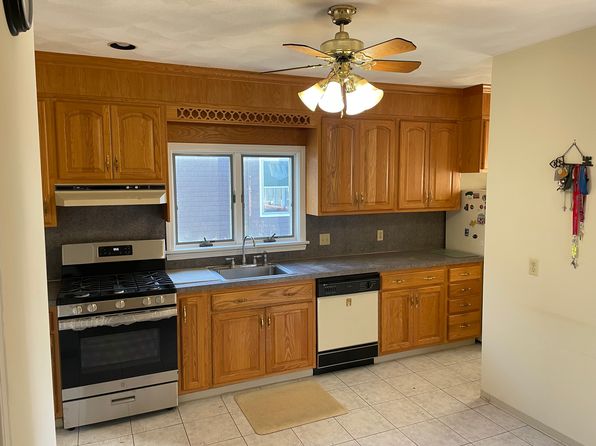 68 Pinkert St #1