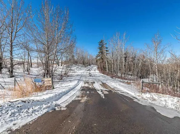 322253 112th St W, Foothills County, AB T1S 5H9