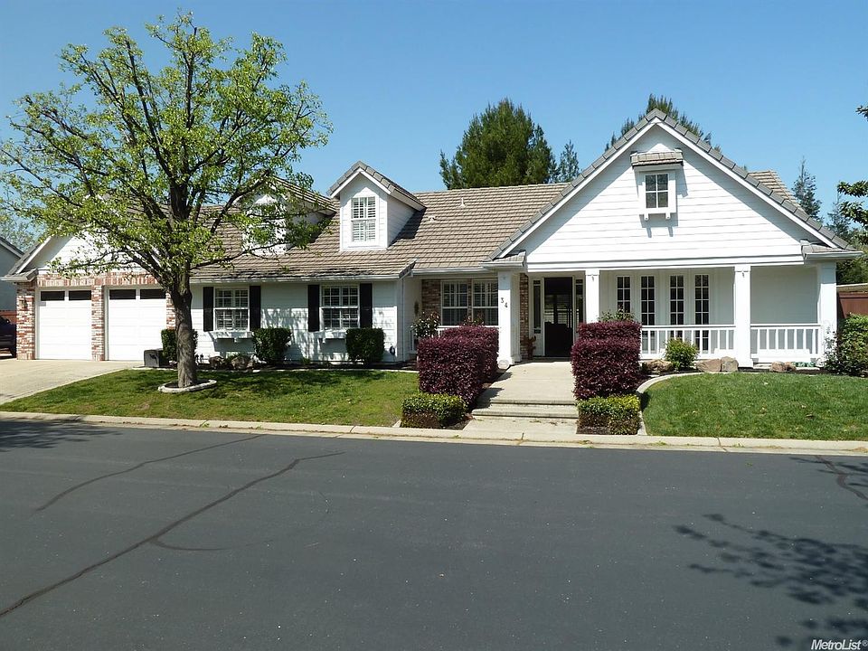 1st image of 34 Gingerhill Ct