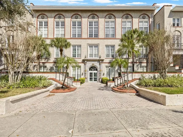 701 Mirror Lake Dr N APT 216, Saint Petersburg, FL 33701