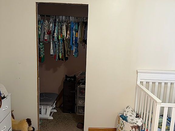 2nd image of 3983 Daybrook Rd