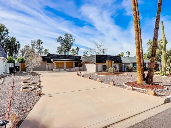 808 S Revolta Cir