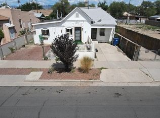 806 Arno St SE, Albuquerque, NM 87102