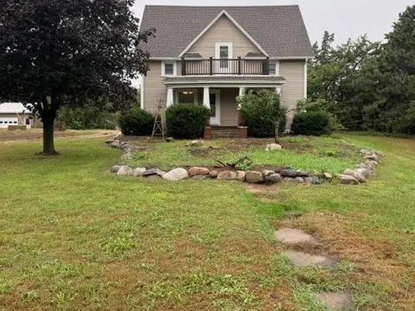 202 S Pine St, Tilden, NE 68781
