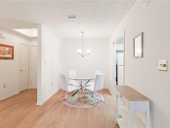 4th image of 201 Arbor Lake DR #205