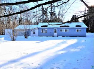 16 E Shadow Dr, Washburn, WI 54891