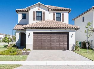 9068 Madrid Cir, Naples, FL 34104