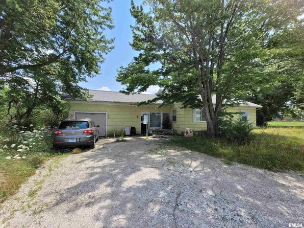 878 E 975th Ave, Mount Sterling, IL 62353