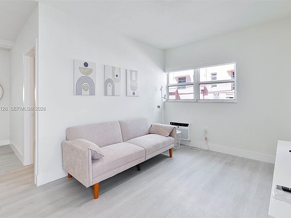 3rd image of 1228 Pennsylvania Ave APT 7