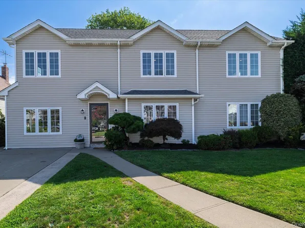 729 Arcadian Avenue, Valley Stream, NY 11580