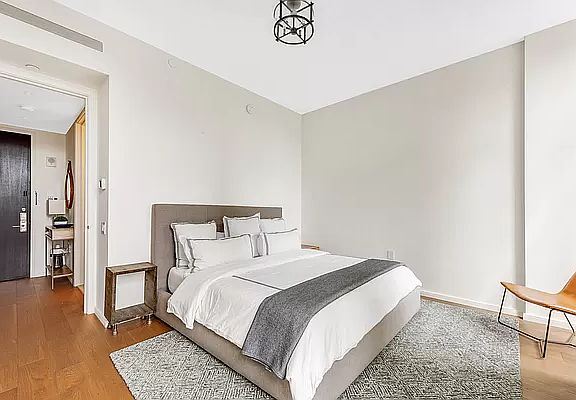 4th image of 5 Beekman St #23C