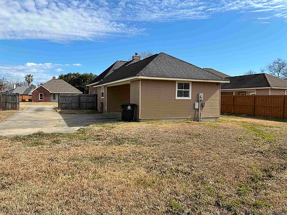 2nd image of 9456 Crandon Dr