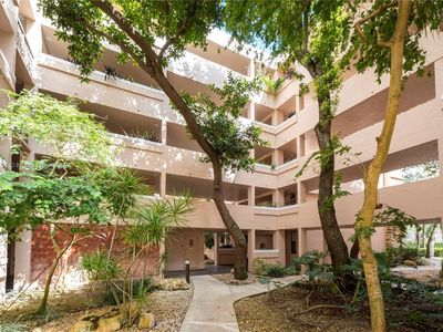 6800 Cypress Rd APT 404, Plantation, FL, 33317