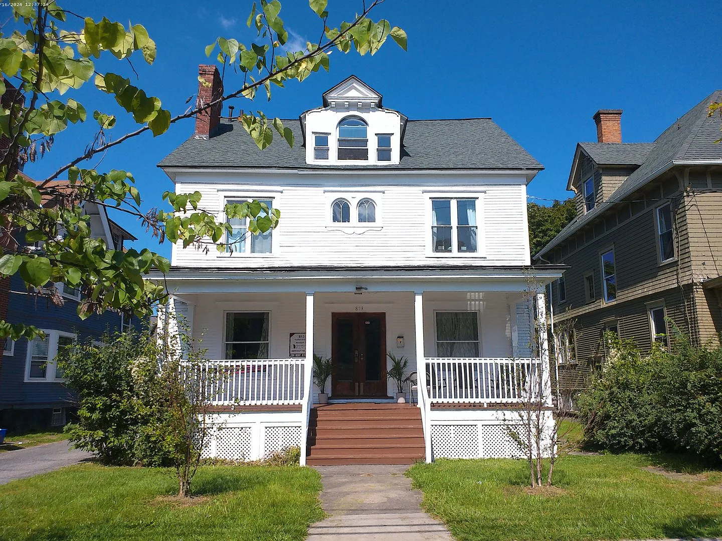 813 Euclid Avenue - Gorgeous Single Family Home with Garage and Off Street Parking Available 8/1/27 — Photo 1