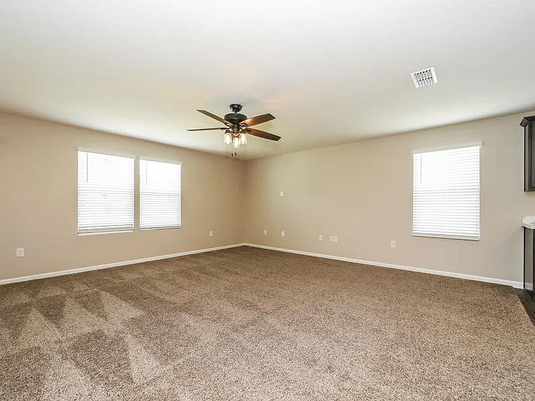 3586 Derby Forest Dr — Photo 4