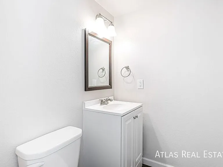 12516 W 8th Pl — Photo 8