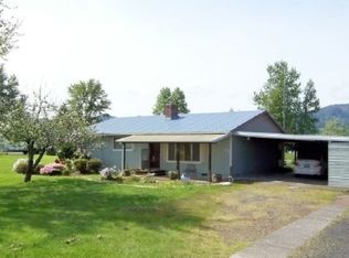 37 W Sunny Sands Rd, Cathlamet, WA 98612