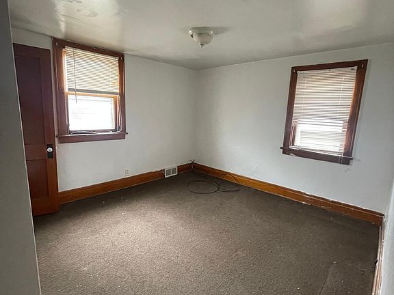 4th image of 99 Gerald Ave #2