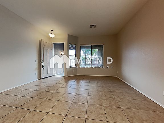 3rd image of 8858 W Myrtle Ave