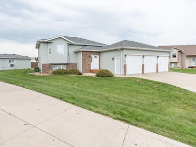 1109 Bouyer Pl, Bismarck, ND, 58504