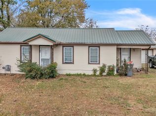 12377 E Sugar Hill Rd, Lincoln, AR 72744