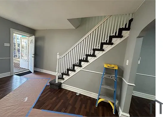 241 W Champlost St #1 — Photo 8