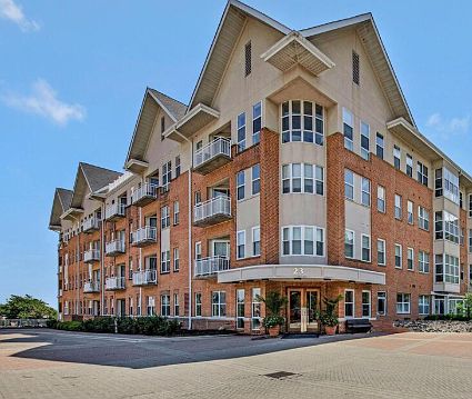 2nd image of 23 Pierside Dr Unit 225