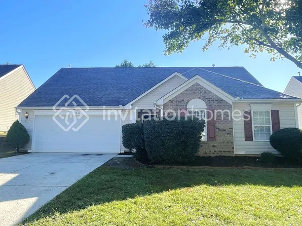 2941 Deep Cove Dr NW, Concord, NC 28027