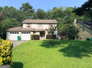 844 Chapman Cir, Stone Mountain, GA 30088