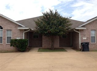 2300 Trace Mdws, College Station, TX 77845