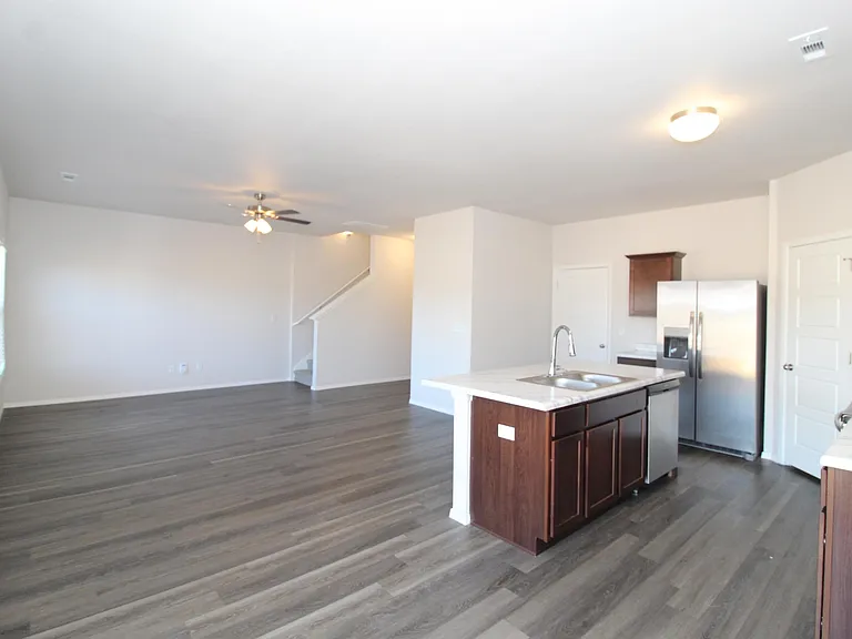 3321 Gulley Ln — Photo 7