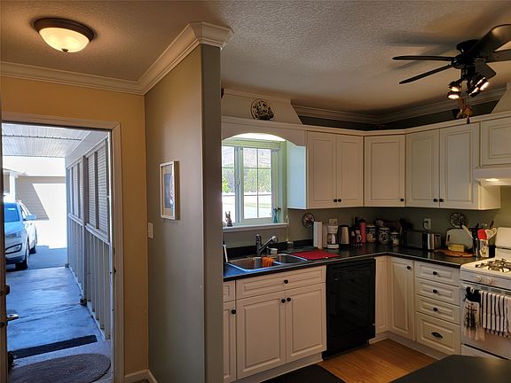4th image of 522 Vansanten Rd #5
