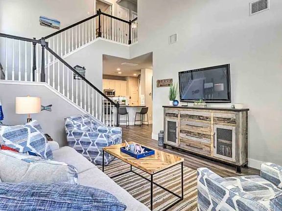 3rd image of 20986 Waterside Dr