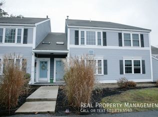 314 Springbrook Cir, Portsmouth, NH 03801