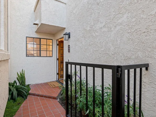 1230 Franciscan Ct Unit 7, Carpinteria, CA 93013