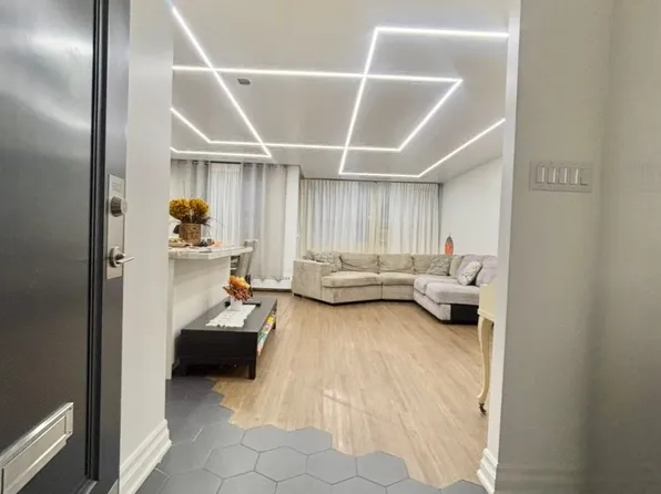 451 The West Mall #602, Toronto, ON M9C 1G1